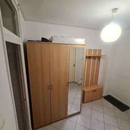 Apartment Mall